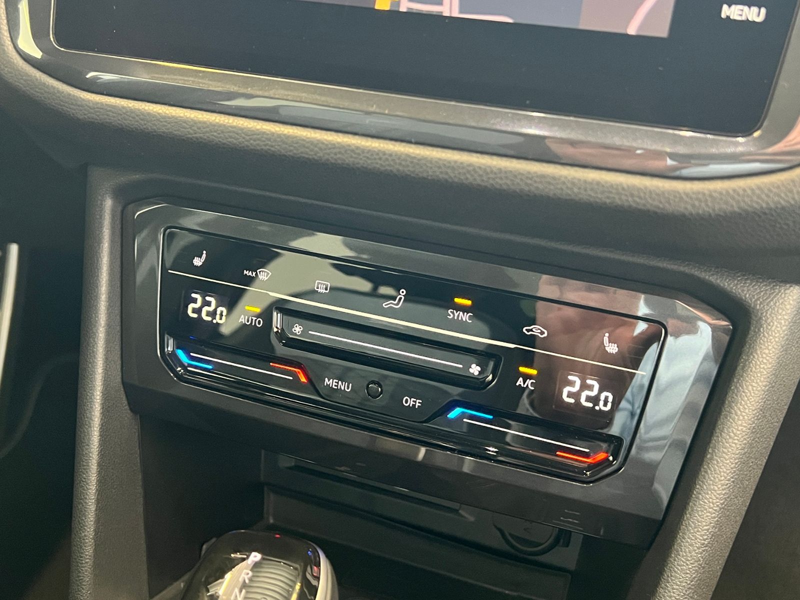 Fahrzeugabbildung Volkswagen Tiguan Allspace R-Line 2.0 TDI DSG 4Motion *AHK,