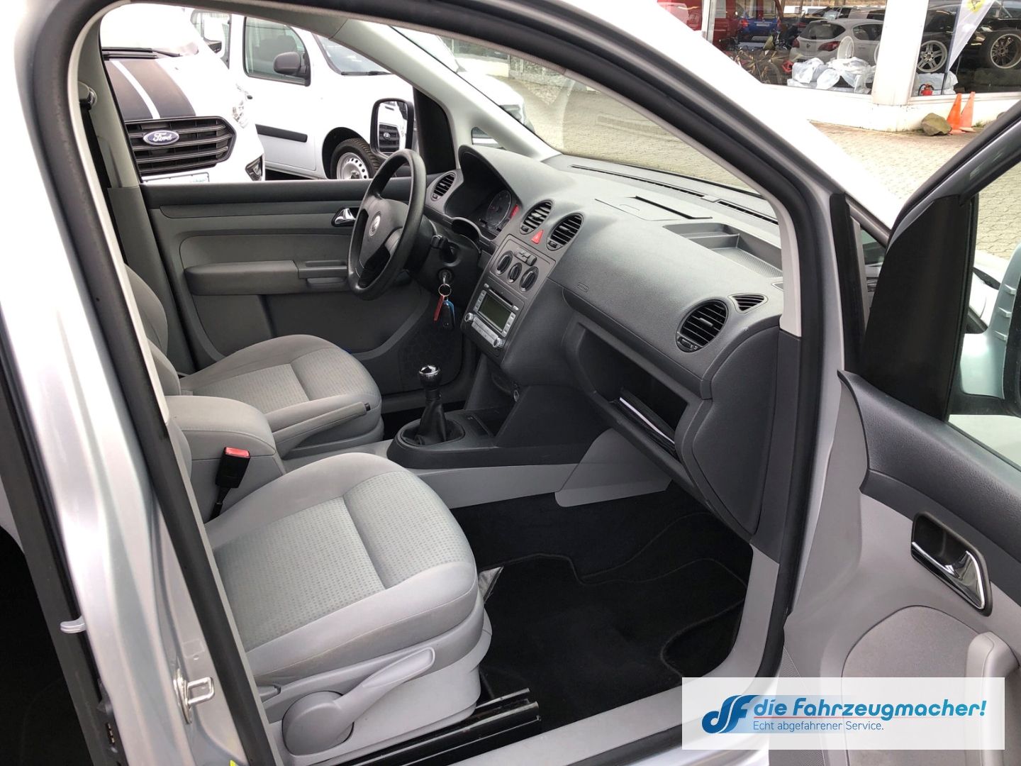Fahrzeugabbildung Volkswagen Caddy Life Family 1.9 TDI *BEHINDERTENGERECHT