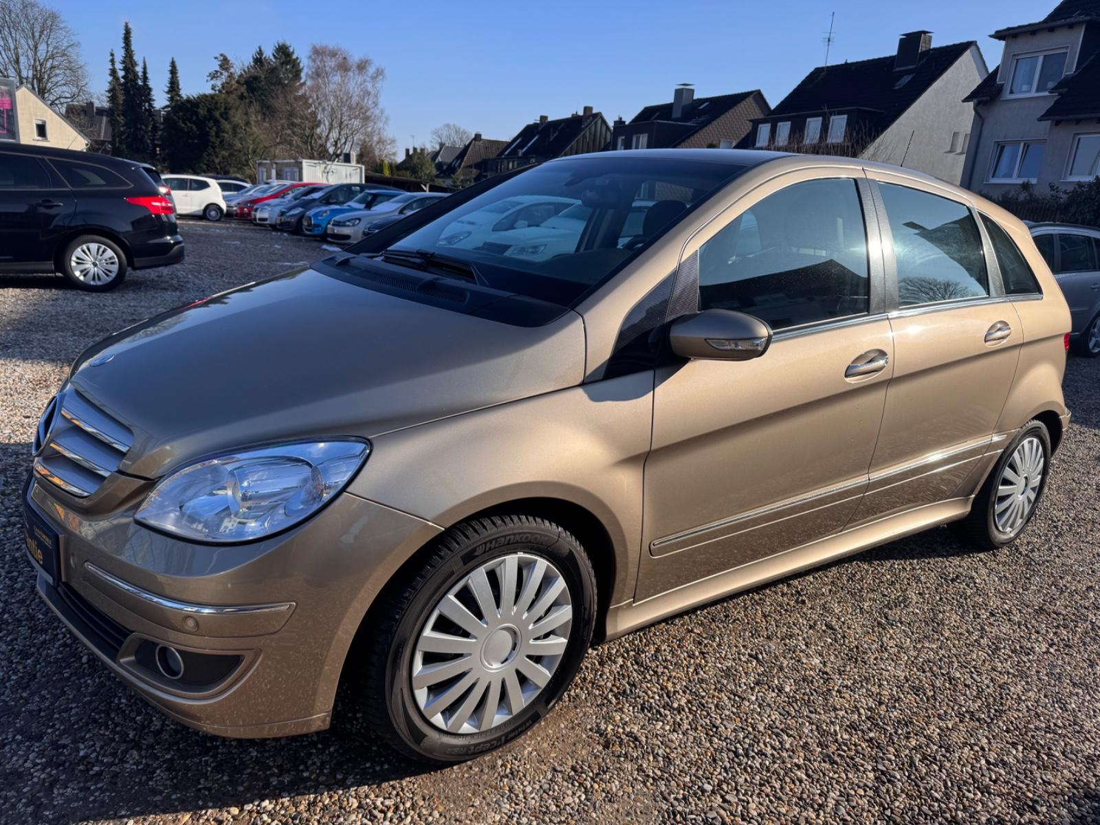 Mercedes-Benz B 200 /TÜV NEU/2HD/TEILLEDER/PDC/TEMPOMAT/