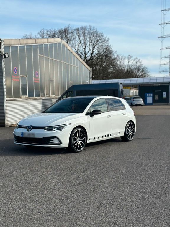 Image of Volkswagen Golf