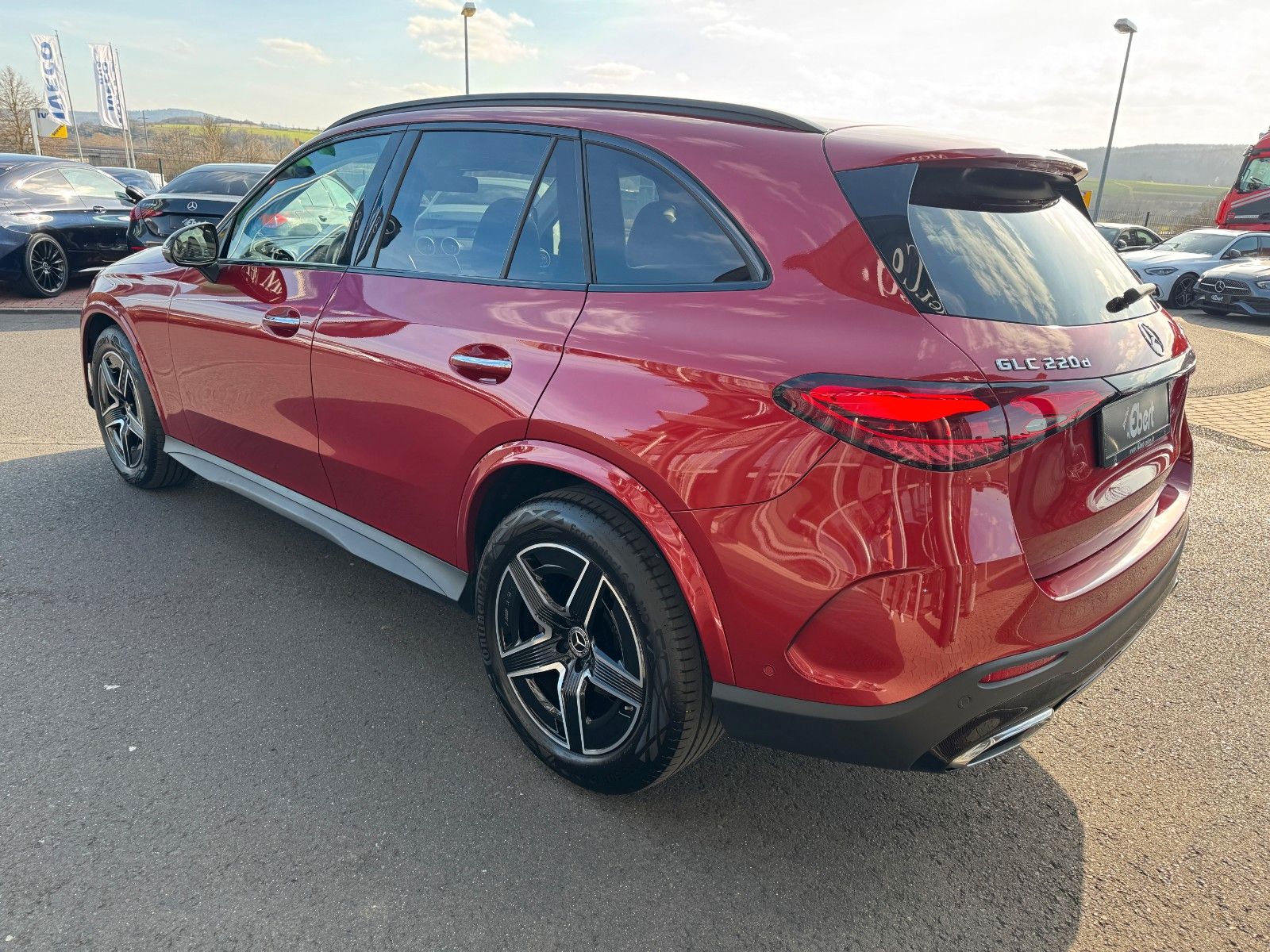 Fahrzeugabbildung Mercedes-Benz GLC 220d 4M+AMG+Pano+StandH+360+Memory