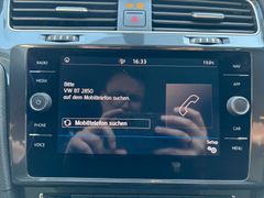 Fahrzeugabbildung Volkswagen Golf VII Variant Comfortline Navi Sitzh ACC AHK