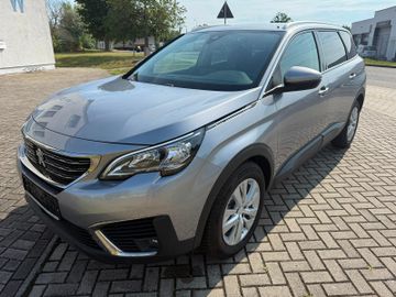 Peugeot 5008 - 1