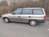 Opel Astra F caravan 1,6  101PS - Opel Astra aus 1995: Kombi