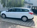 Ford Focus Kombi  1,6 Benziner (selten ) 1... - Ford Focus aus 2012: For
