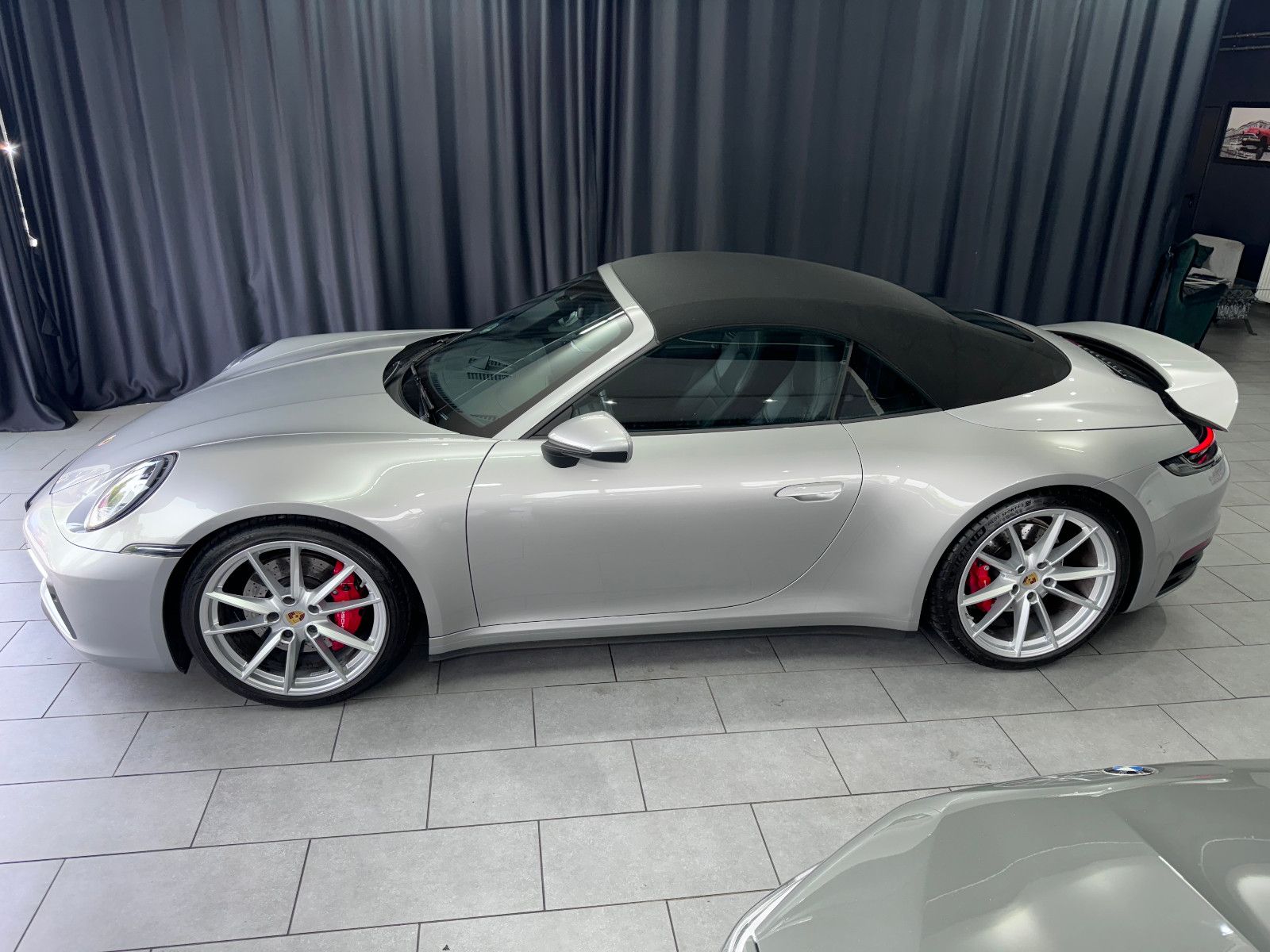 Fahrzeugabbildung Porsche 992 Carrera S Cabriolet*BURMESTER*KAMERA*MATRIX*