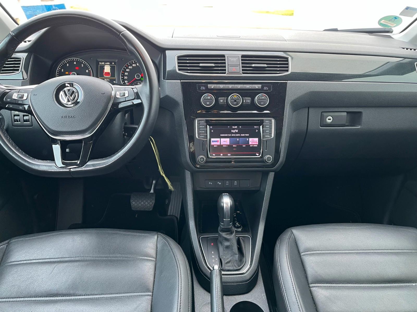 Volkswagen Caddy Maxi DSG Highline Rollstuhlrampe KAM ACC