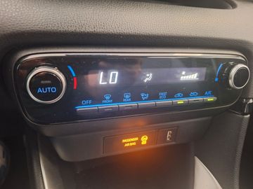 Toyota Yaris - 9