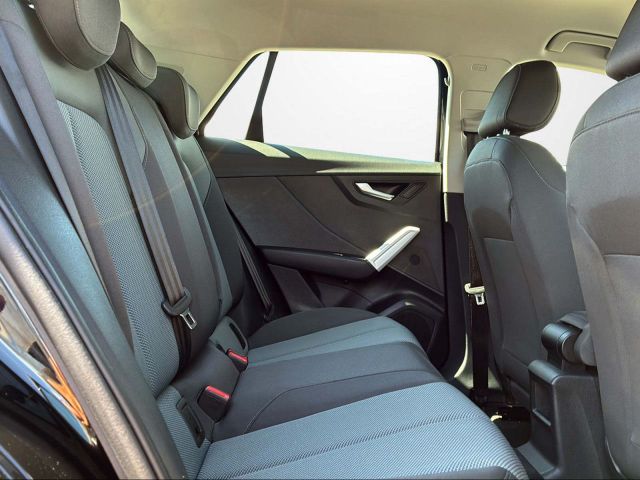Q2 1.4 TFSI S-TRONIC DESIGN LED+NAVI+AZV+SHZ