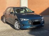 Audi e-tron 55 quattro - Matrix/ Pano/ 360°/Bang/Oluf - Audi e-tron von privat