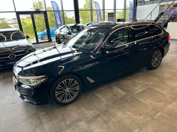 MYAUTOCENTER – Gebraucht- und Jahreswagen mit Werkstattservice in Pfaffenhofen BMW 520 *KEYLES*HEAD-UP*PANO*ACC*AHK*PDC(CAM)*