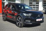 Volvo XC40 2.0 R Design AWD Panorama Standheizung 360° - Volvo XC40 mit Schiebedach