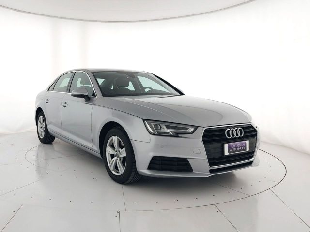 Audi AUDI A4 30 2.0 tdi Business 122cv s-tronic LED M