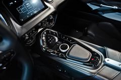 ASTON MARTIN V12 Speedster - Top Gun Maverick - 1 von 88