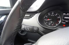 Fahrzeugabbildung Skoda Octavia Combi Elegance DSG Tempomat Klim SHZ PDC
