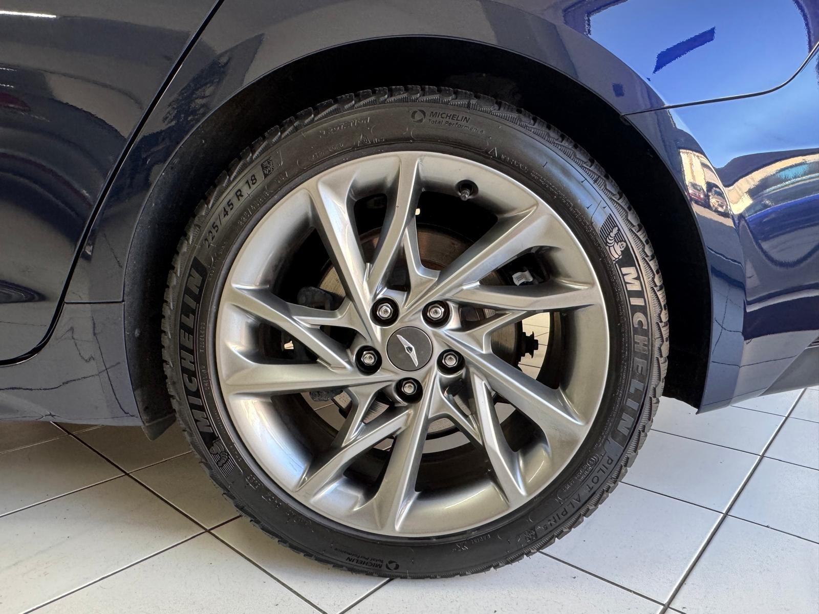 Genesis G70 AWD PANO LEDER SPUR TOTW KAMERA NETTO 27.000