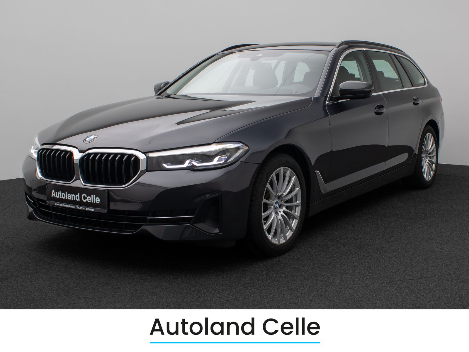Fahrzeugabbildung BMW 520d Kamera HUD DAB 4xKlima DrivingAssist Alarm