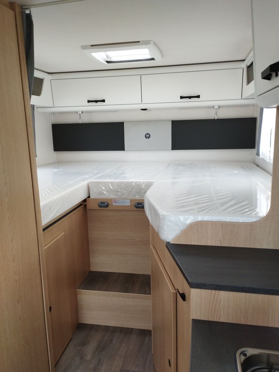 Fahrzeugabbildung Sunlight Adventure T 67S Automatik, Dörr Edition, TV