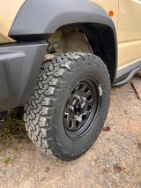 Suzuki Jimny mit hochwertiger Offroad-Ausstattung - Suzuki: Of