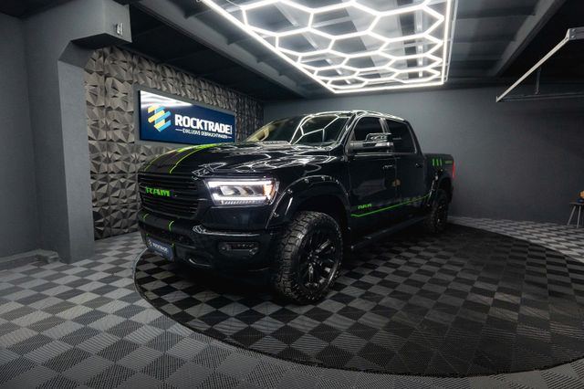 Dodge RAM 5.7 V8 HEMI 4x4 LARAMIE Offroad Night LED