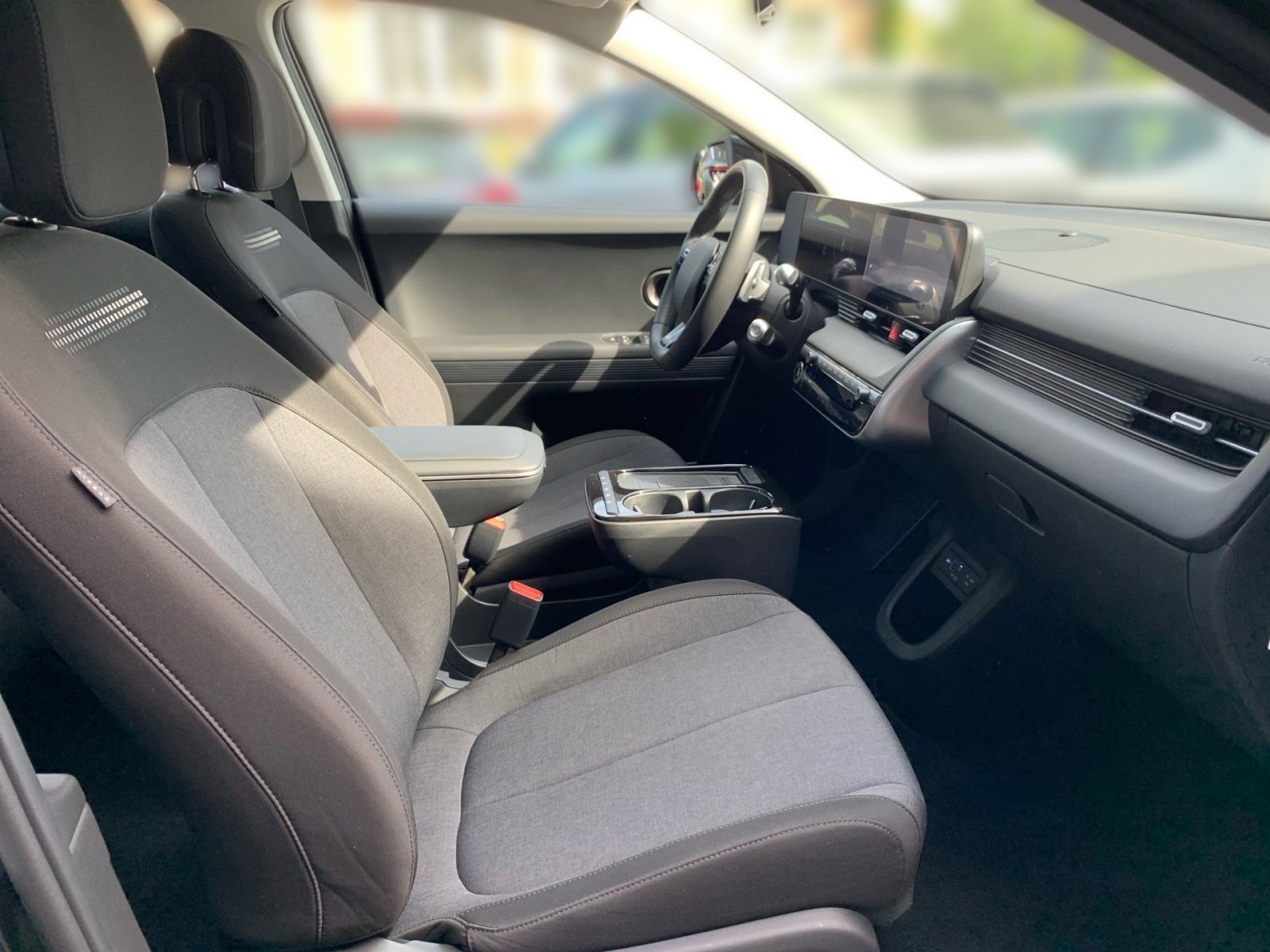 Fahrzeugabbildung Hyundai IONIQ 5 Dynamiq Elektro 84 kWh el. Heckklappe