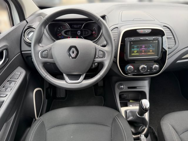 Fahrzeugabbildung Renault Captur Zen 0.9 TCe 90 +KLIMA+NAVI+RADIO+BT+SHZ+T