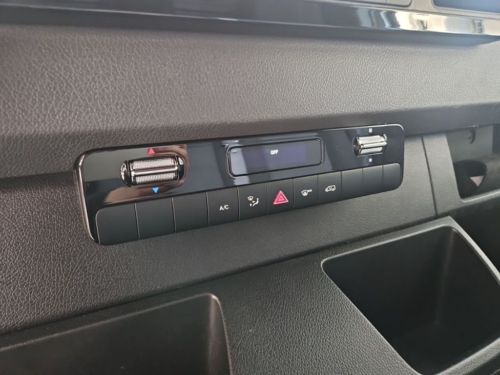 Fahrzeugabbildung Mercedes-Benz Sprinter 317 Kasten PRO L2H2 Schwingsitz Nav RFK