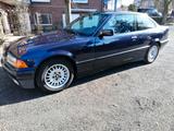 BMW 318iS Coupe  - BMW 318 aus 1993: 318is
