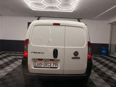 FIAT Fiorino 8-Fach USB