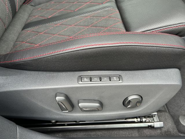 Octavia Combi 2.0 TSI 195 kW RS EU6e  - sofort v