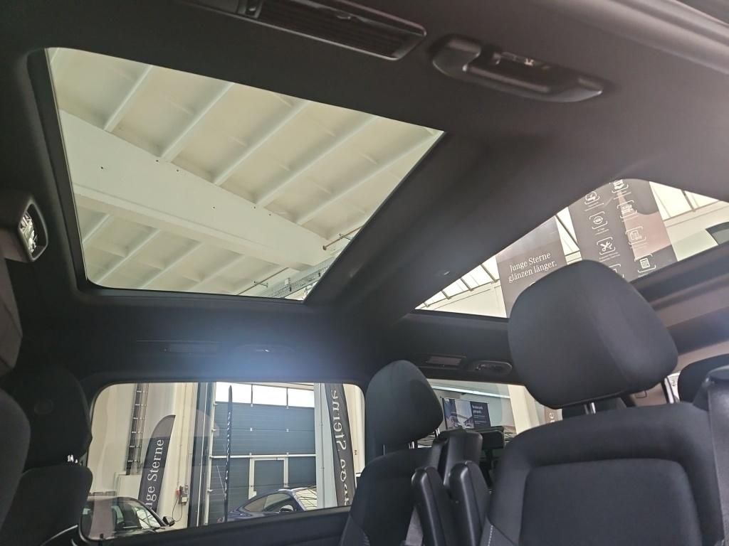 Fahrzeugabbildung Mercedes-Benz V 250 ED/L AMG 7 Sitze Tisch Pano AHK Sound DIST