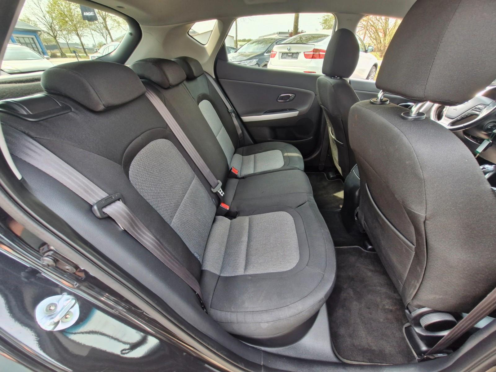 Kia cee'd / Ceed Navi Kamera Sitzheizung etc.