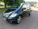 Mercedes-Benz Mercedes A 200 BJ. 2011. 171.000 km TÜV 10... - gebrauchte Mercedes-Benz A 200 aus dem Jahr 2011