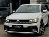 Volkswagen Tiguan R-LINE 2.0 TSI DSG 4Motion DCC DYNAUDIO - Volkswagen Tiguan mit Benzin-Antrieb: R Line