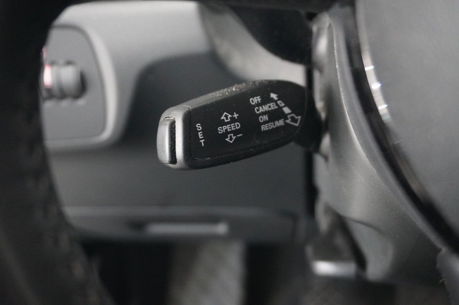 Fahrzeugabbildung Audi Q3 1.4 TFSI ULTRA SPORT NAVI/SHZ/PDC/SPORT/AHK