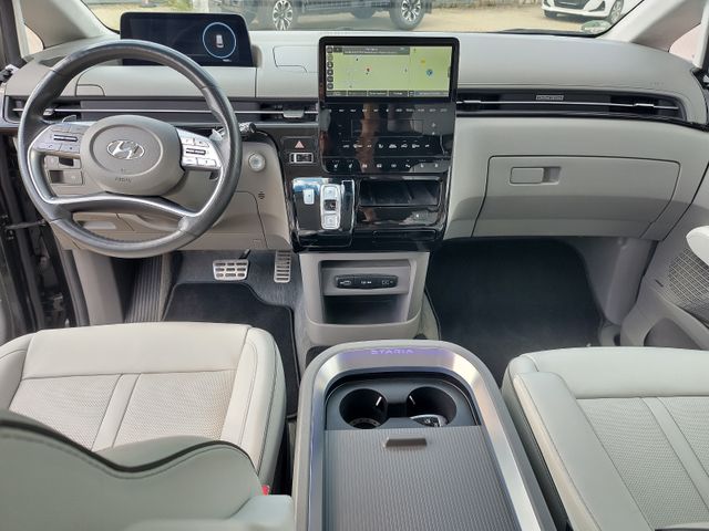 Hyundai STARIA 2.2 CRDi LIMITED EDITION 7-Sitzer