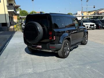 Land-Rover Defender - 3