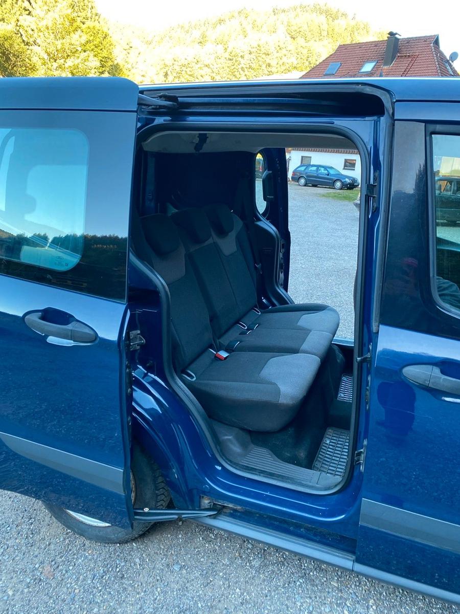 Ford  2014 — photo 9