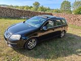 Volkswagen VW Golf 5 Variant Comfortline 1.4 TSI | Panorama - Volkswagen Golf aus 2009: Variant
