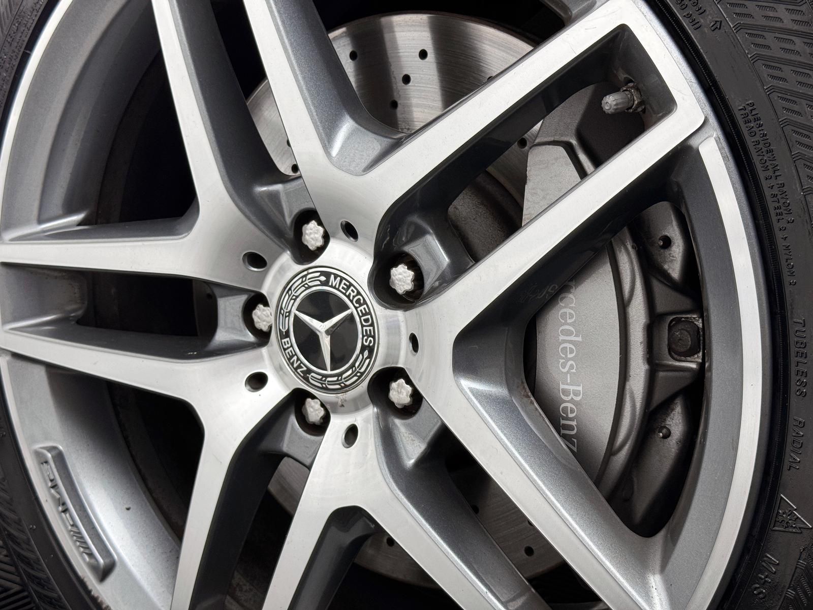 Fahrzeugabbildung Mercedes-Benz d AMG*4MATIC*LUFT*BURMESTER*STANDHEIZ*MASSAGE