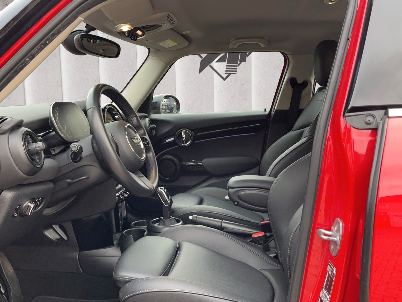 Fahrzeugabbildung MINI COOPER 5-trg.*Keyless*Navi*PDC*Aktionsangebot