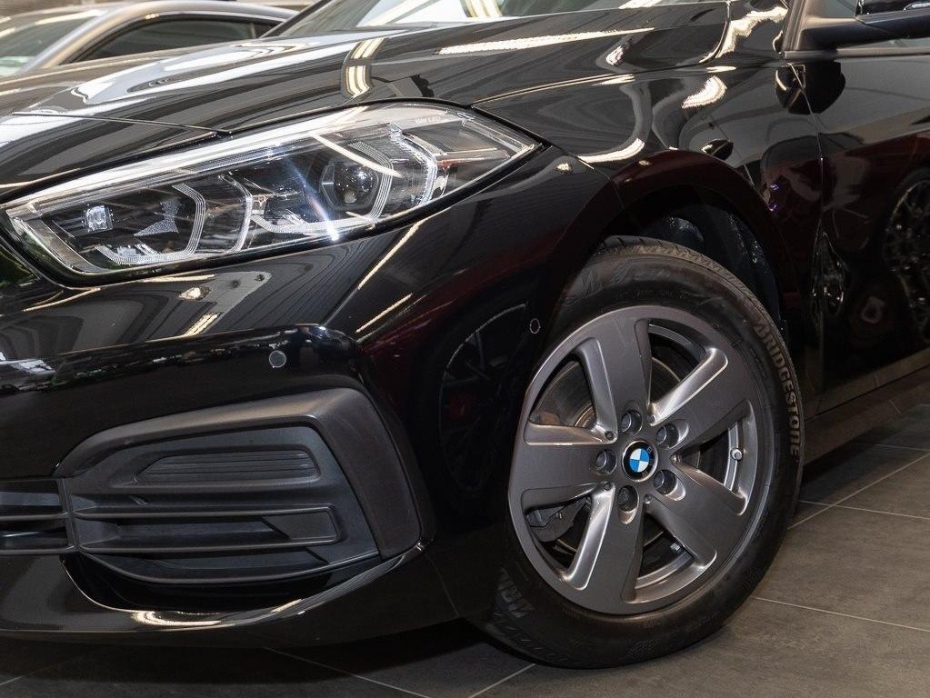BMW 118d PANO RFK NAVI LED PDC V+H DAB Parkass. LM