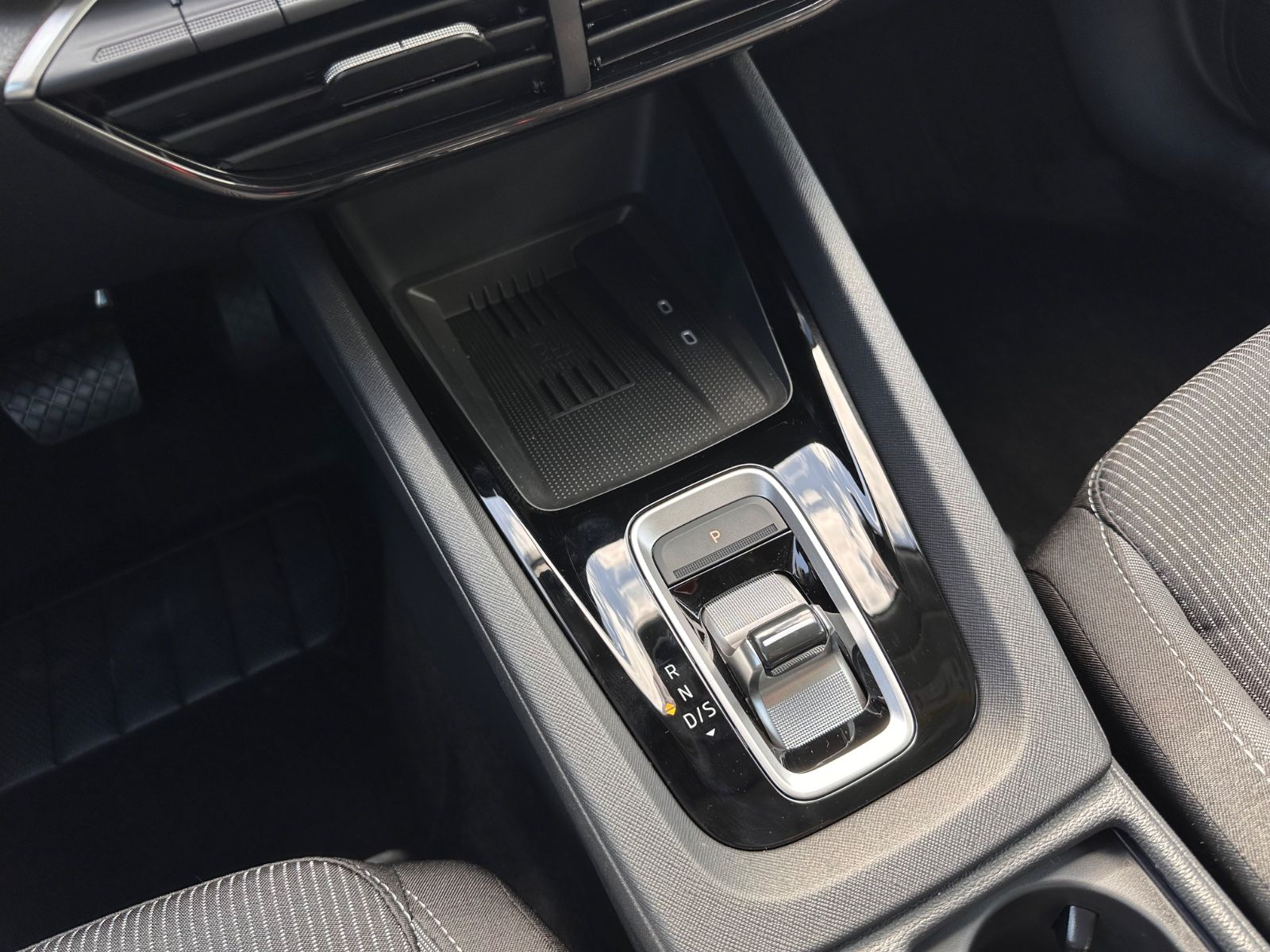 Fahrzeugabbildung SKODA Octavia Combi 1.5 TSI Selection DSG LED/ACC/APP