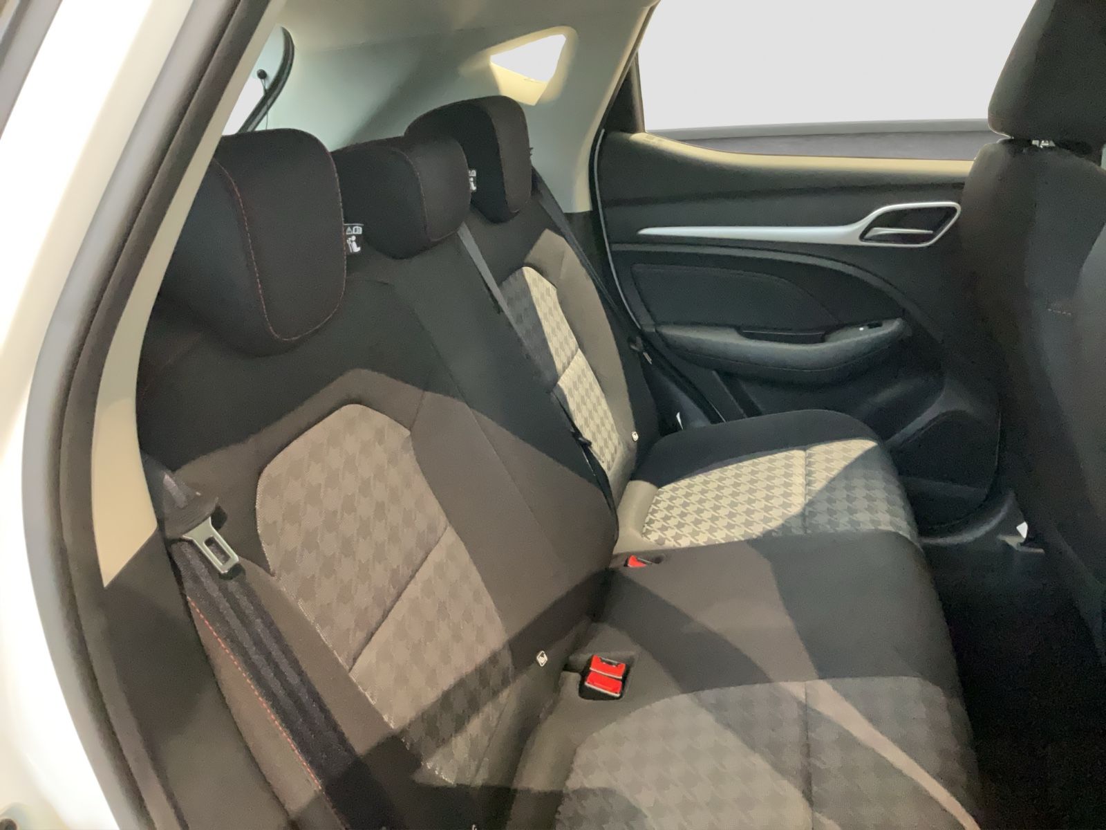 Fahrzeugabbildung MG ZS EV Comfort Maximal 69,9 kWh