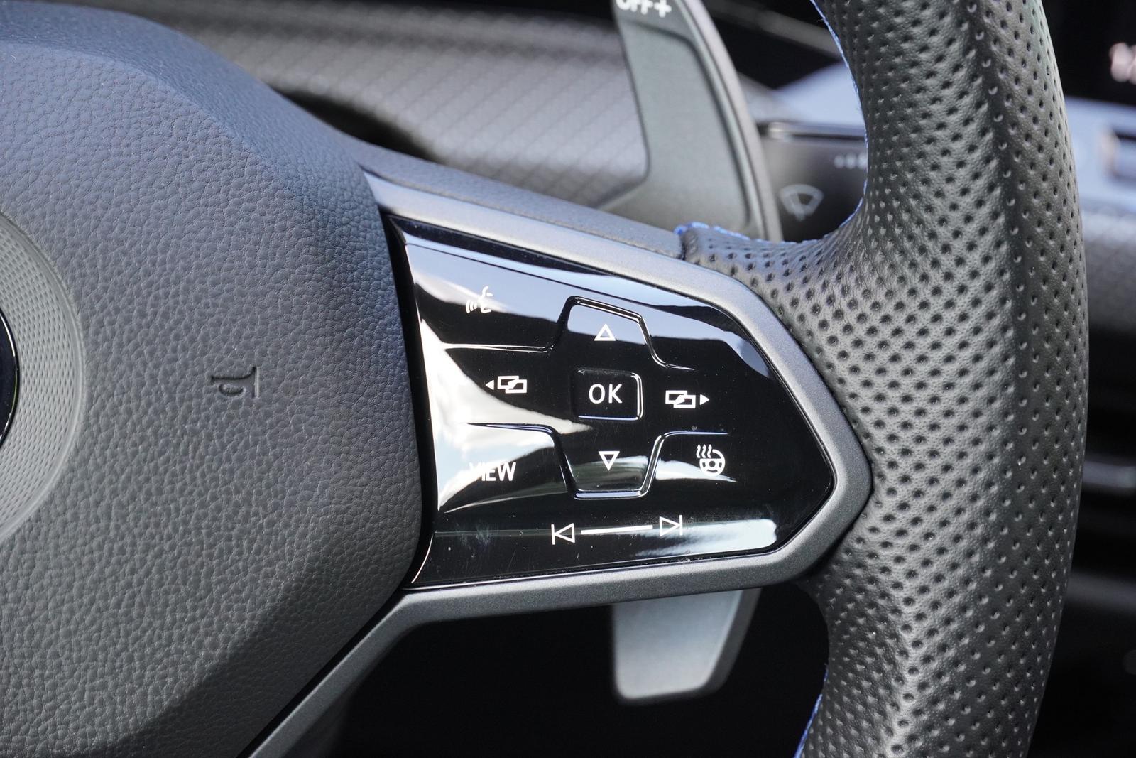 Volkswagen Golf R VIII Variant 2.0 TSI 4M DSG LED ACC Navi, миниатюра 17