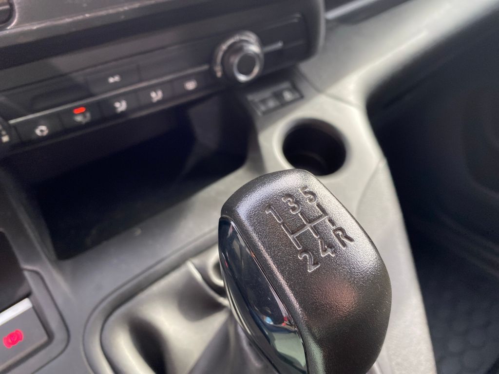 Fahrzeugabbildung Citroën Berlingo 1.5 Diesel 100 M S&S Club *AZV*Sitzh*PD
