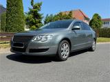 Volkswagen VW Passat 2.0 TFSI Checkheft / Diverse Neuteile  - Volkswagen Passat: Grün