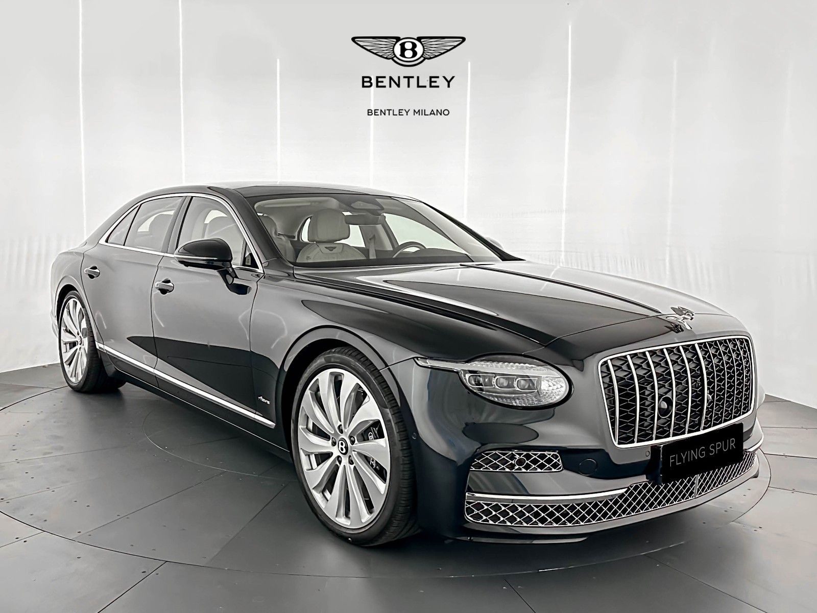 Bentley Flying Spur Azure V8 27MY- Bentley Milano