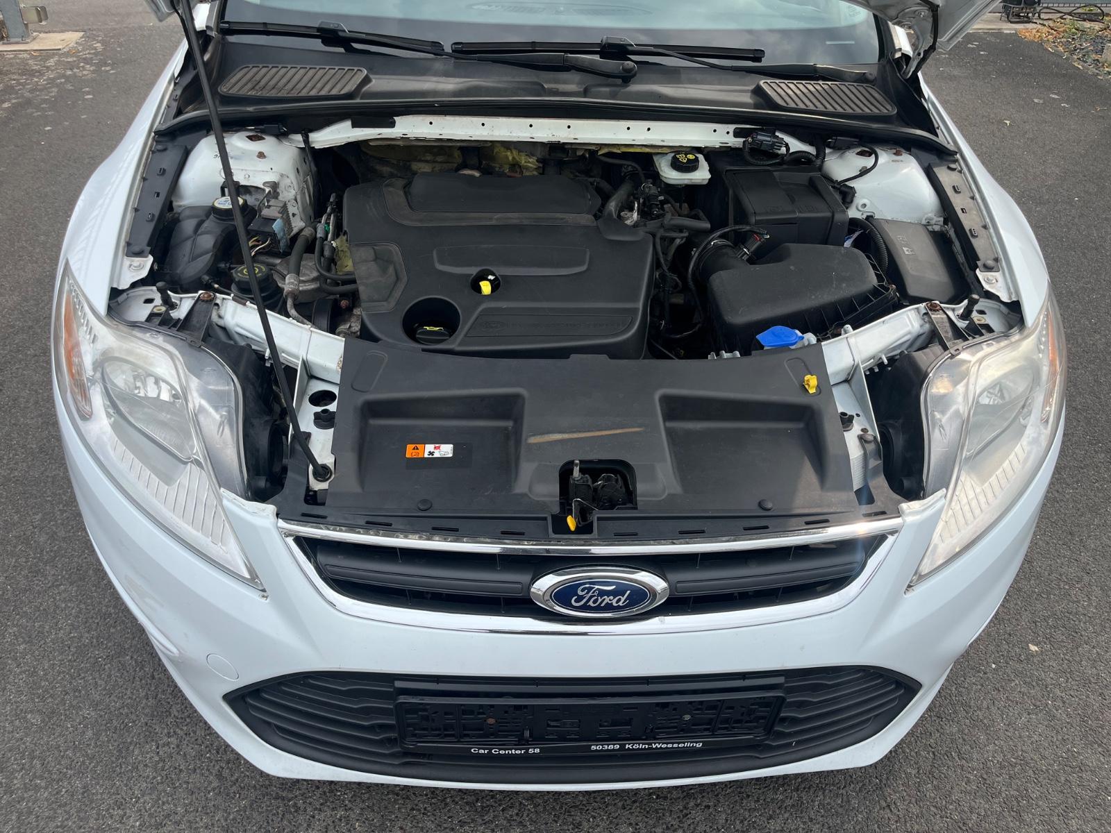 Ford Mondeo 2012 — photo 18