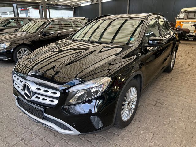 Mercedes-Benz GLA 200 GLA -Klasse nur 56000 km Insp./ Tüv neu